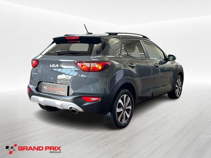 Usata Kia Stonic Urban 85 CV (62 kW) 2023 Grigio scuro SUV