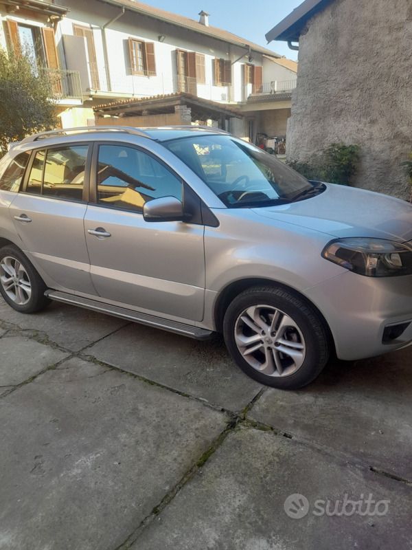 Usata Renault Koleos 150 CV (110 kW) 2014 Grigio SUV