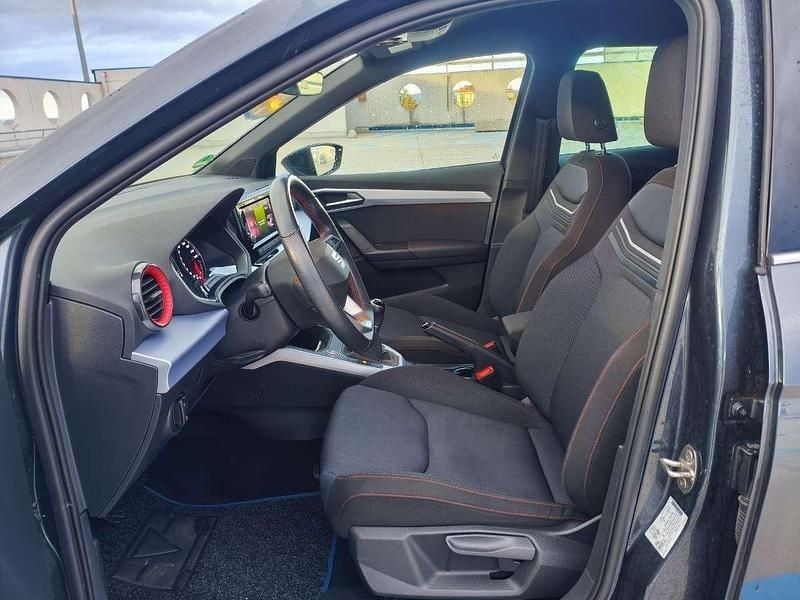 Usata Seat Arona FR 90 CV (66 kW) 2022 Grigio magnetico SUV