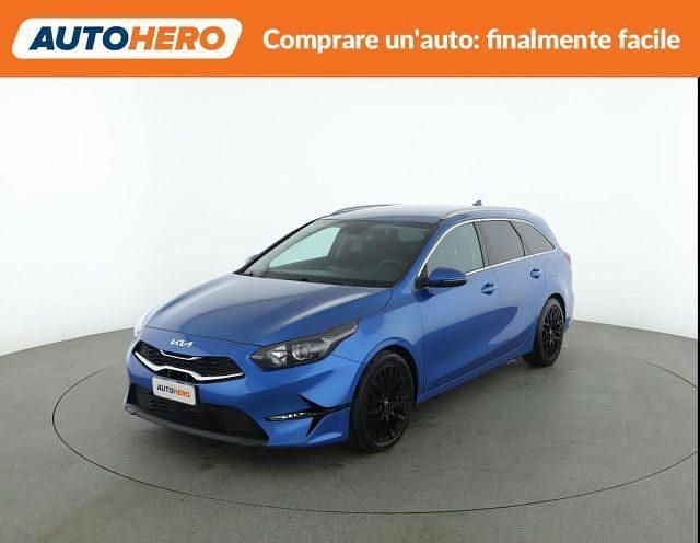 Usata Kia Ceed Sportswagon 135 CV (99 kW) 2022 Blu Station wagon