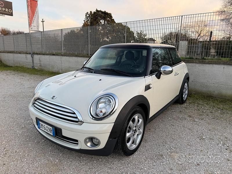 Beige Usata 2008 Mini Cooper Utilitaria | 4490 € (Buon prezzo) - Immagine 1/4