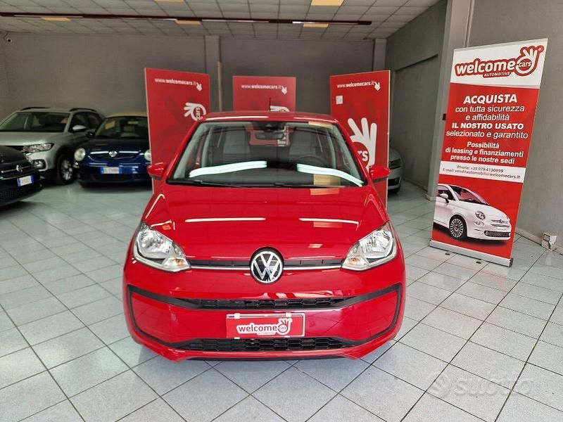 Usata VW up! move up! 65 CV (47 kW) 2023 Nero Utilitaria