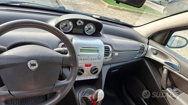 Usata Lancia Ypsilon 2009 Blu Utilitaria