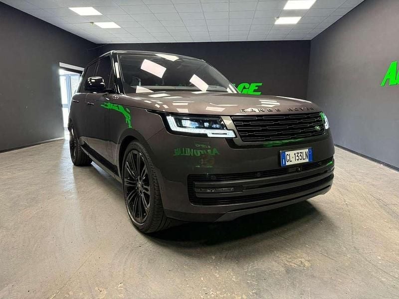 Usata Land Rover Range Rover First Edition 530 CV (389 kW) 2022 Grigio SUV