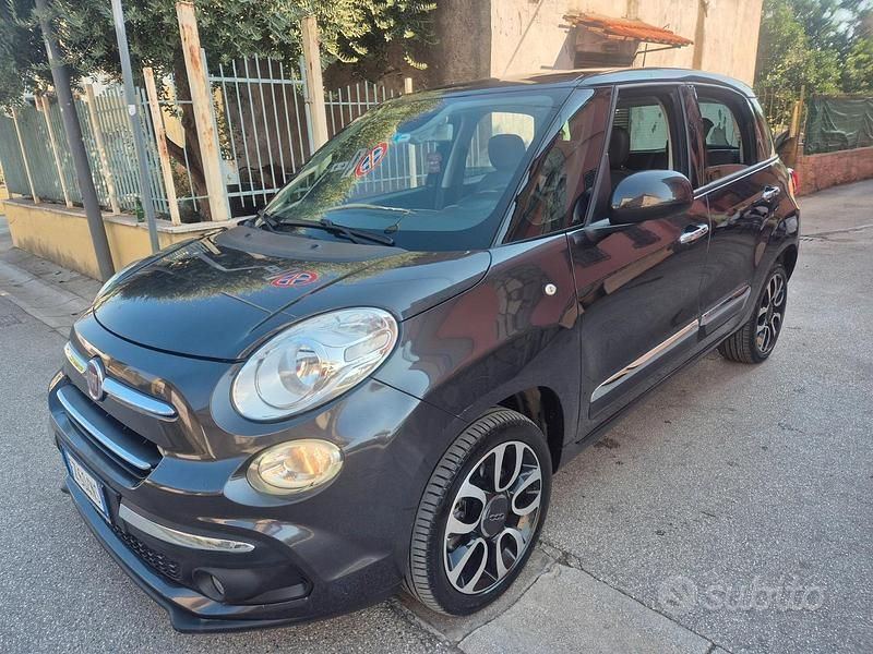 Grigio Usata 2019 Fiat 1600 Lounge Tre volumi | 12.500 € (Super prezzo) - Immagine 1/4