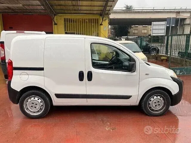 Usata Peugeot Bipper Active 75 CV (55 kW) 2014 Bianco Monovolume