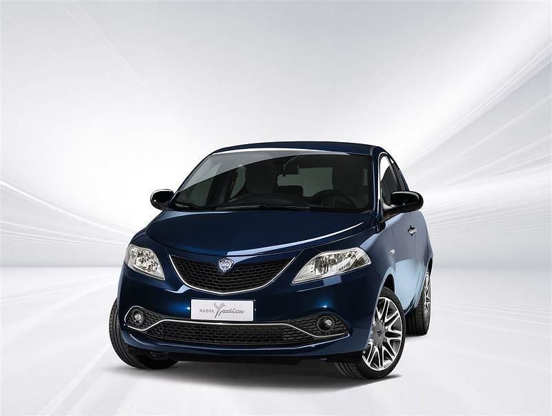 Usata Lancia Ypsilon Gold 69 CV (50 kW) 2020 Bianco Utilitaria
