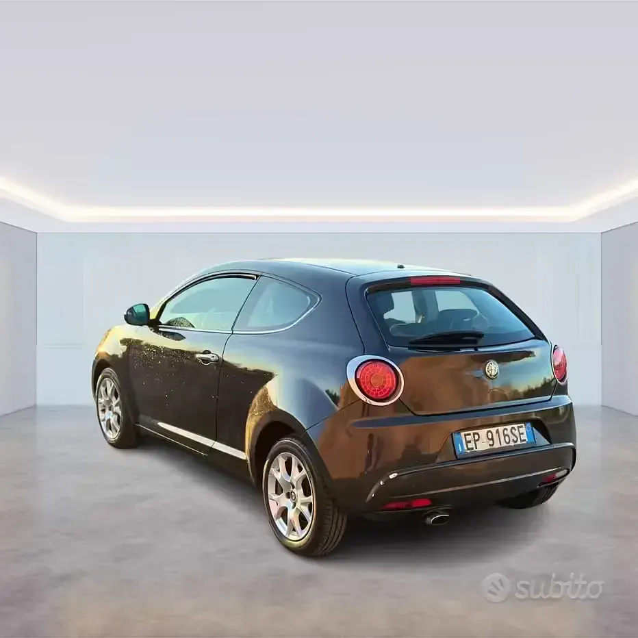 Usata Alfa Romeo MiTo Distinctive 95 CV (69 kW) 2012 Nero Utilitaria
