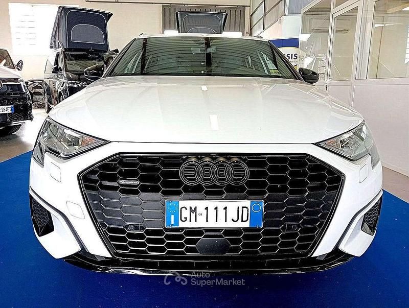 Usata Audi A3 S-Line 200 CV (147 kW) 2022 Bianco Berlina