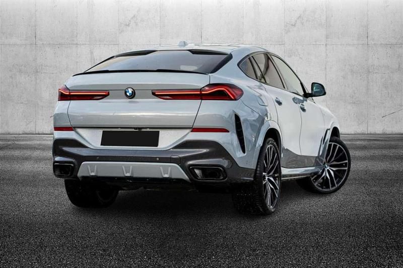 Usata BMW X6 M Sport 298 CV (219 kW) 2025 Grigio metallizzato SUV
