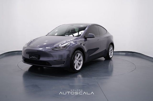 Grigio scuro Usata 2023 Tesla Model Y Long Range AWD SUV | 37.990 € (Buon prezzo) - Immagine 1/4