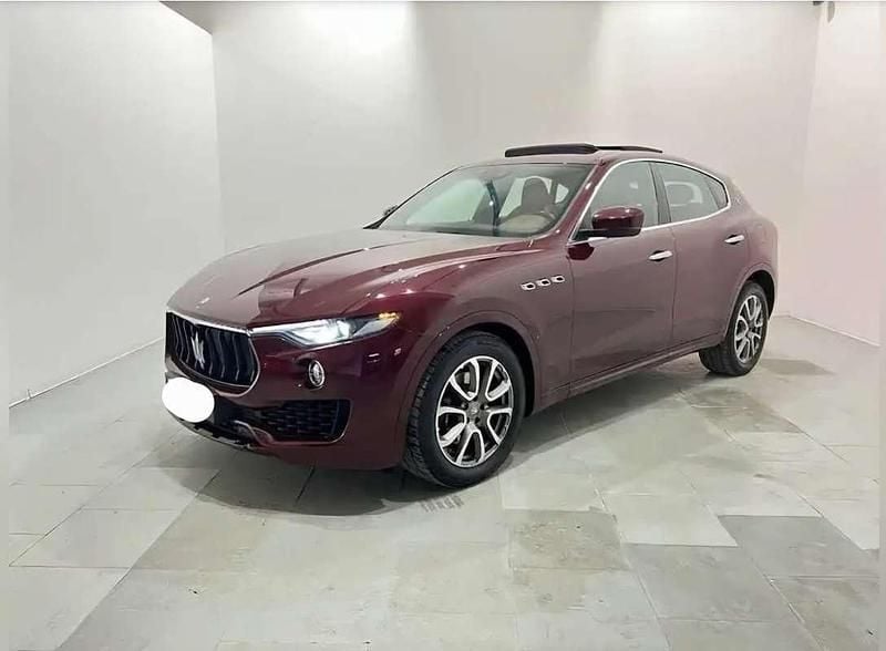 Usata Maserati Levante 250 CV (183 kW) 2016 Rosso SUV