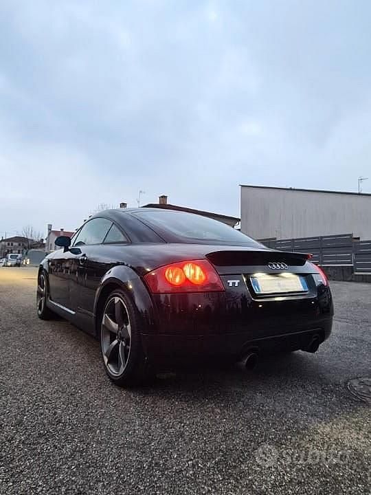 Usata Audi TT 180 CV (132 kW) 1999 Coupé
