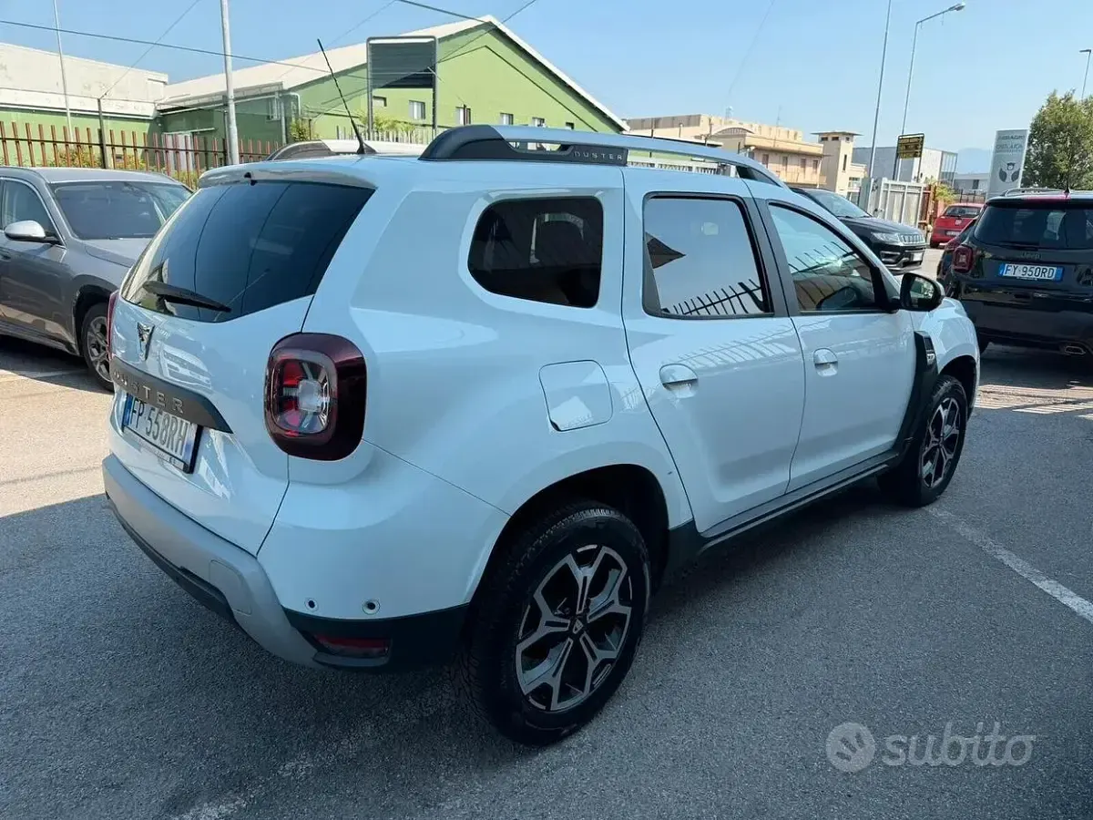 Usata Dacia Duster 109 CV (80 kW) 2018 Bianco SUV