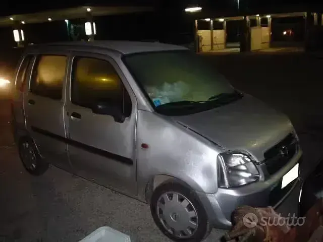 Usata Opel Agila Club 60 CV (44 kW) 2005 Monovolume