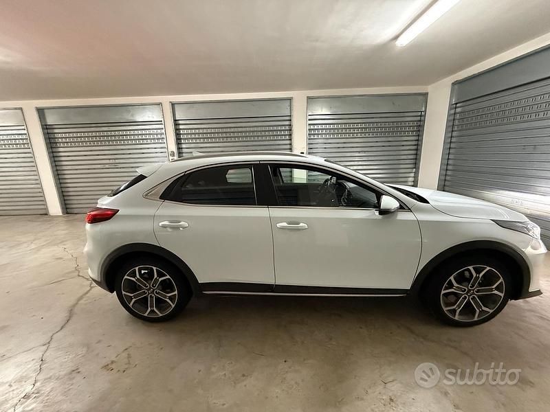 Usata Kia XCeed Style 116 CV (85 kW) 2020 Bianco SUV