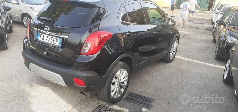 Usata Opel Mokka 140 CV (102 kW) 2015 Nero SUV