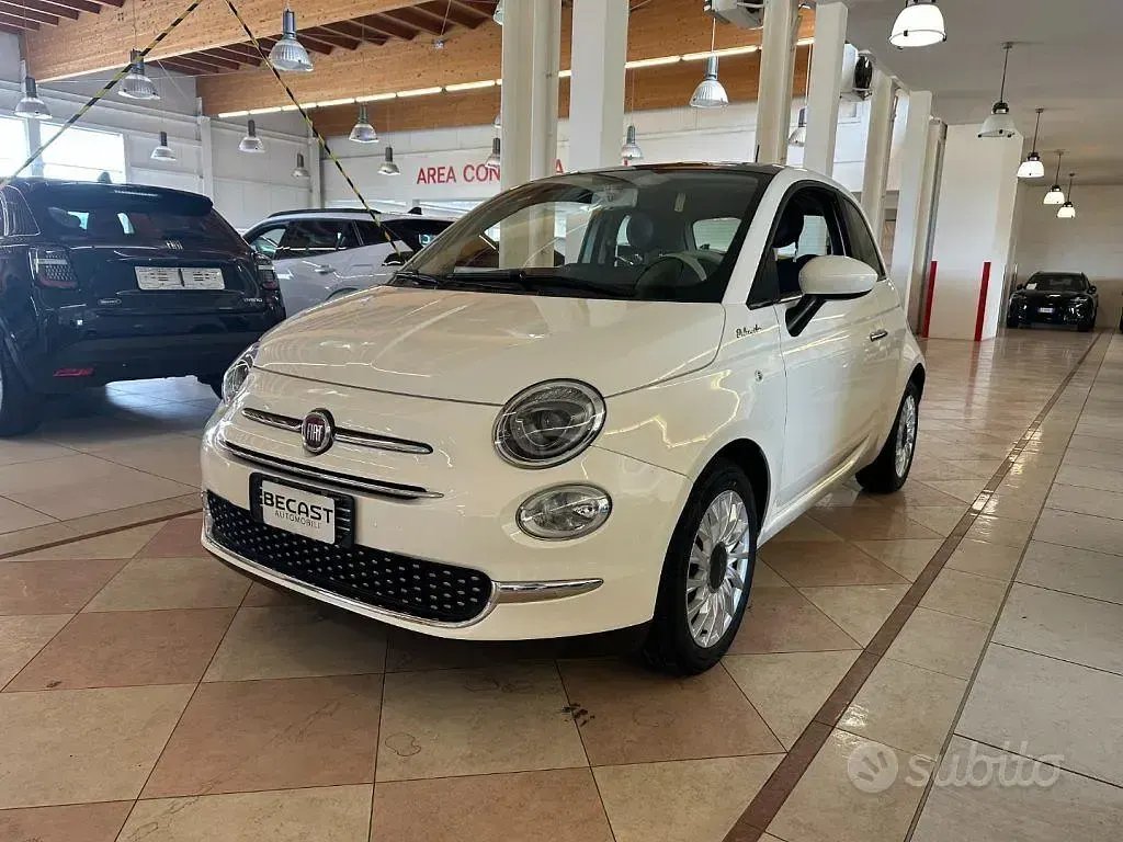 Usata Fiat 500 Dolcevita 69 CV (50 kW) 2022 Bianco pastello Utilitaria