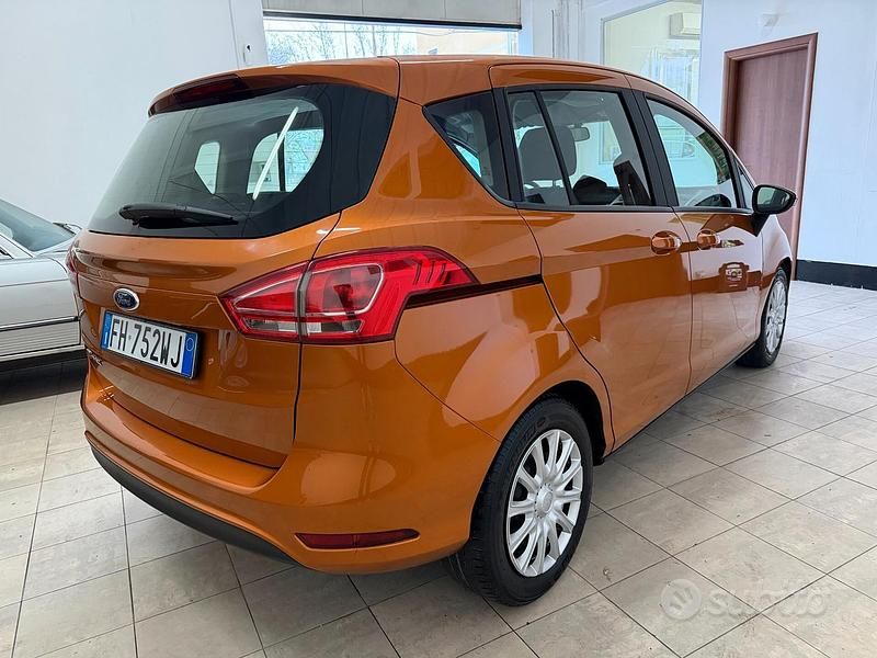 Usata Ford B-MAX Titanium 95 CV (69 kW) 2017 Marrone Monovolume