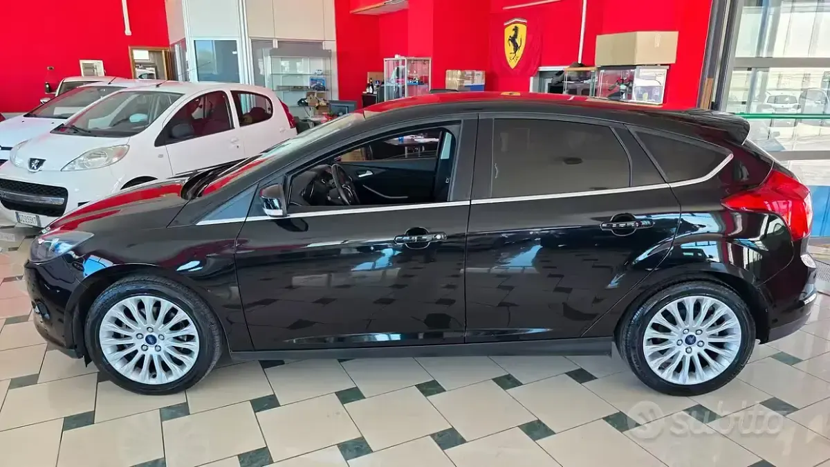 Usata Ford Focus Titanium 150 CV (110 kW) 2011 Nero Berlina