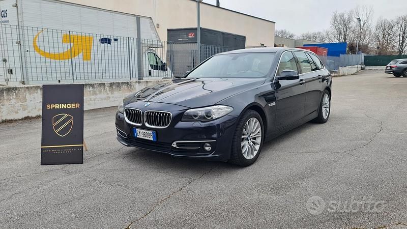 Usata BMW 525 Luxury Line 218 CV (160 kW) 2014 Grigio Station wagon