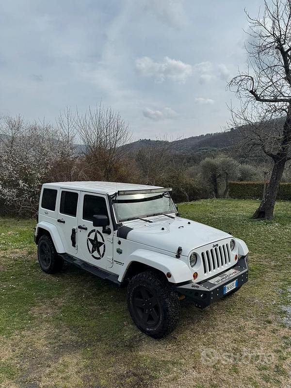 Usata Jeep Wrangler Unlimited 2012 Bianco SUV