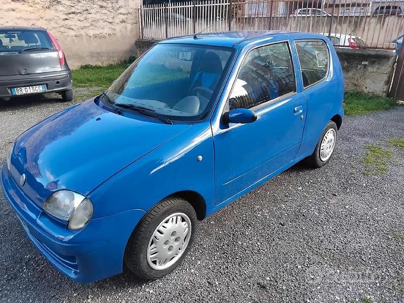Usata Fiat 600 2002 Blu Berlina