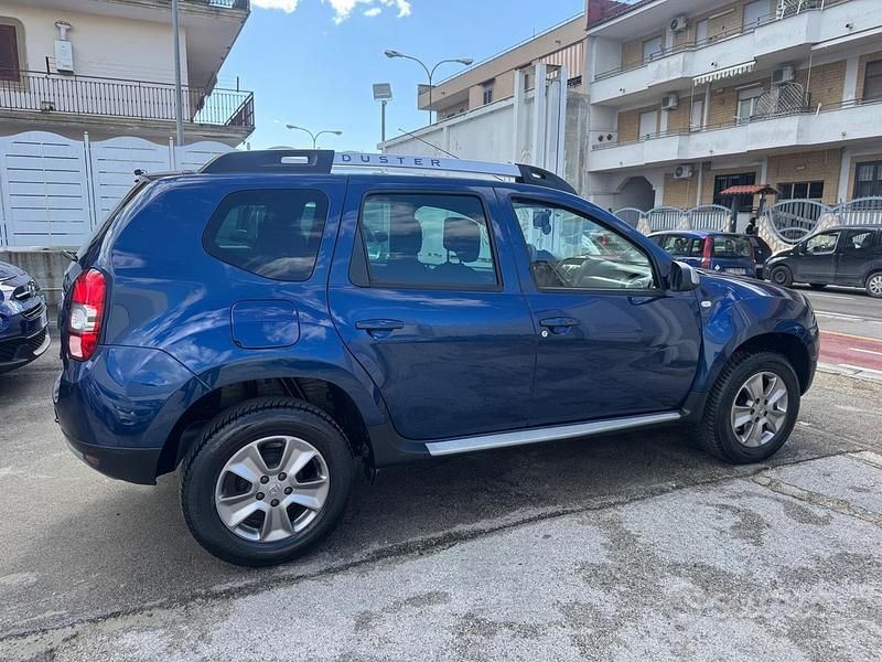 Occasion Dacia Duster Lauréate 110 ch (80 kW) 2015 Bleue SUV