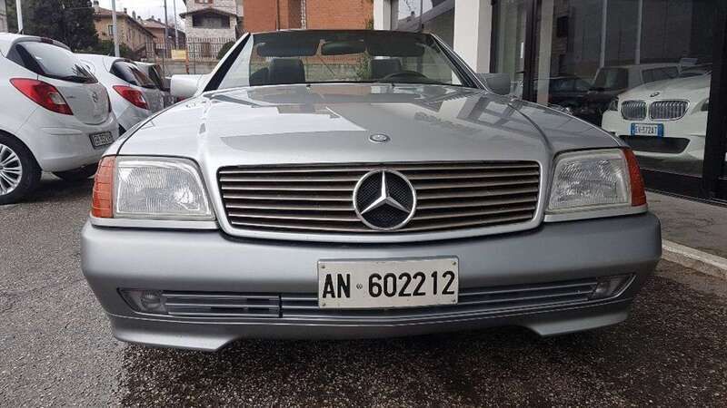 Begagnad Mercedes SL300 231 HK (169 kW) 1994 Silver Cab