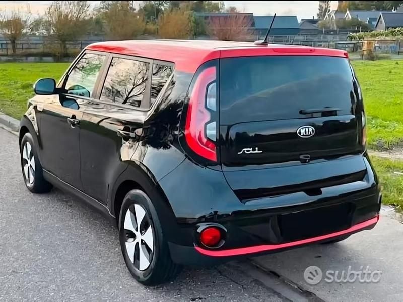 Usata Kia Soul 147 CV (108 kW) 2025 Nero SUV