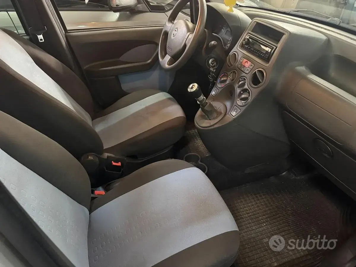 Usata Fiat Panda 60 CV (44 kW) 2007 Grigio Utilitaria