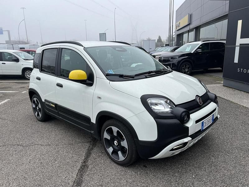 Usata Fiat Panda Cross Cross 69 CV (50 kW) 2025 Bianco Utilitaria
