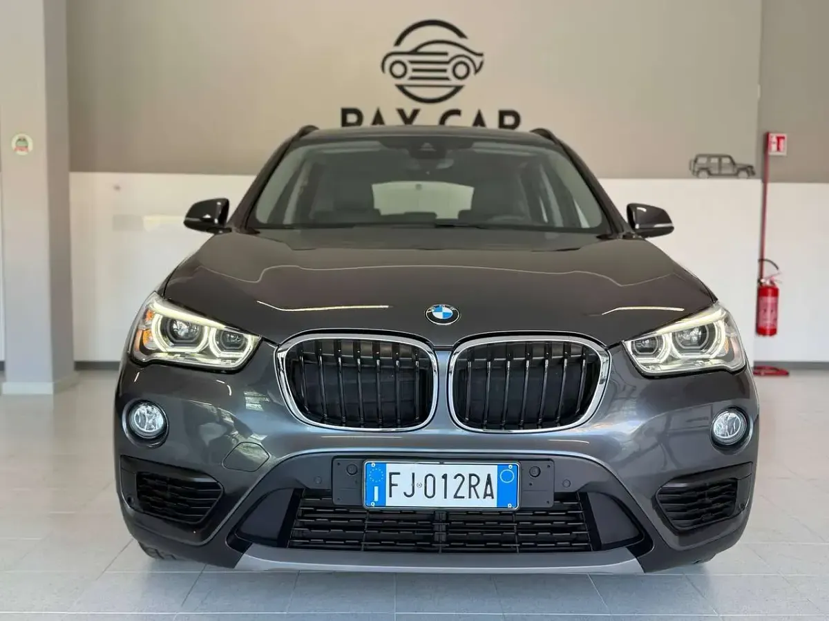 Usata BMW X1 116 CV (85 kW) 2017 Grigio SUV