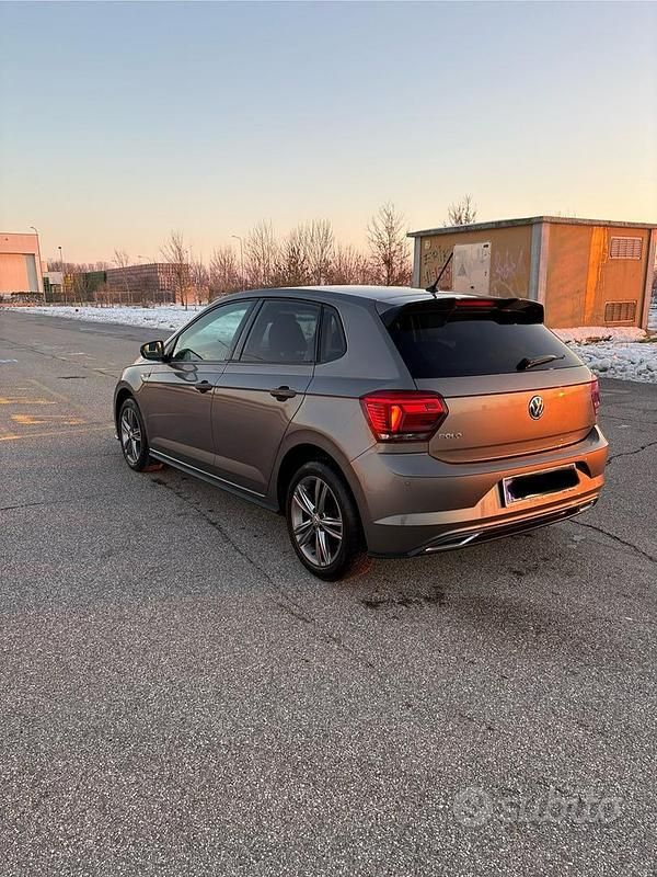 Usata VW Polo R-line 95 CV (69 kW) 2019 Berlina
