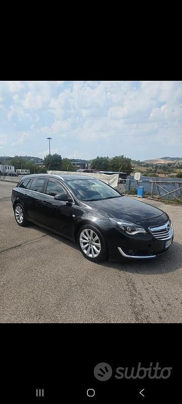 Usata Opel Insignia 170 CV (125 kW) 2014 Nero Station wagon