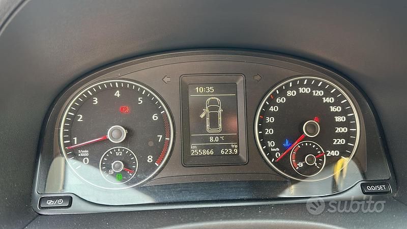 Usata VW Caddy S 109 CV (80 kW) 2015 Grigio Monovolume