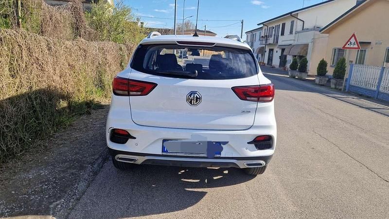 Usata MG ZS Comfort 106 CV (77 kW) 2024 SUV