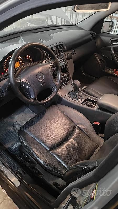 Usata Mercedes C220 2003 Grigio Berlina