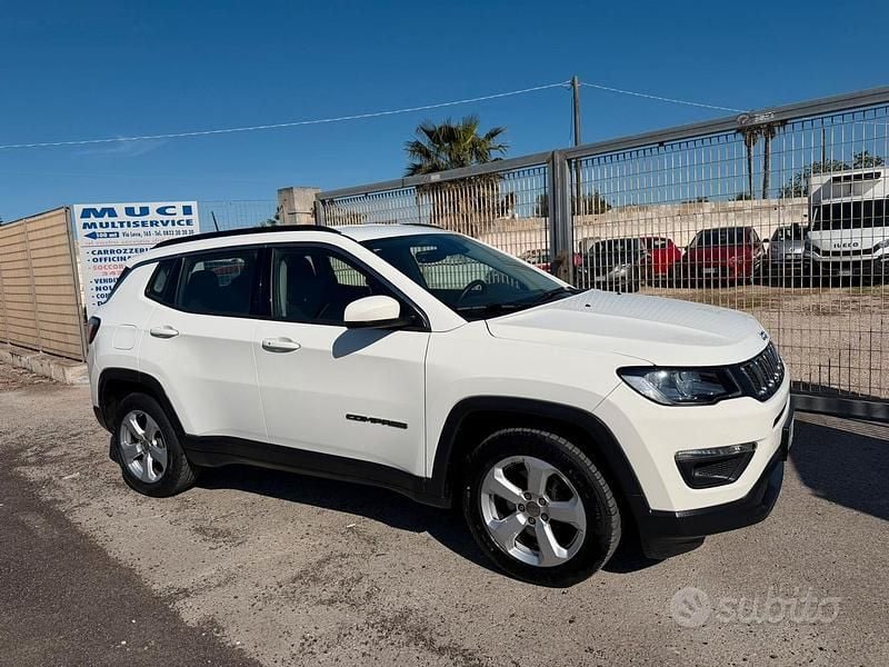 Używany Jeep Compass 120 KM (88 kW) 2018 Biały SUV