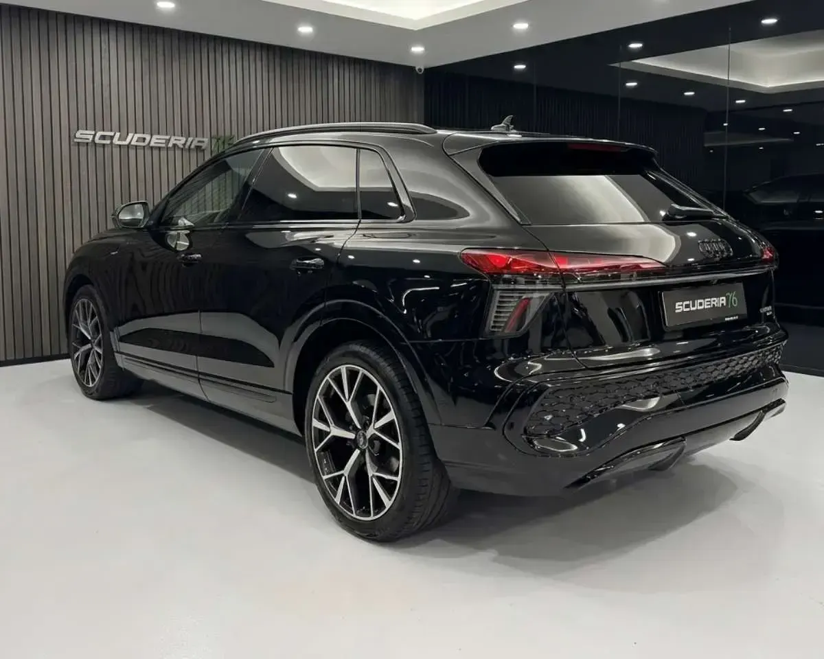 Nuova Audi Q3 Sportback S-Line 150 CV (110 kW) 2026 Nero mythos SUV