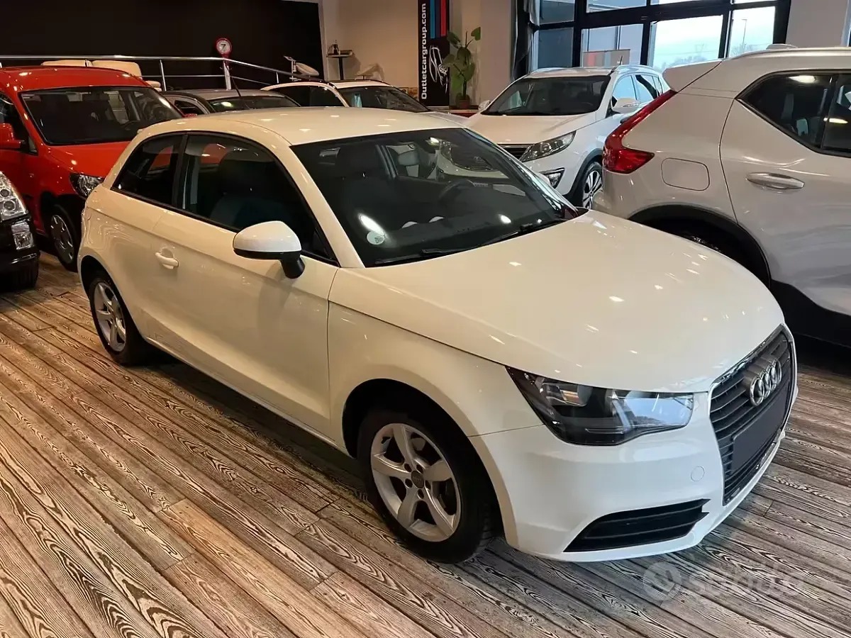 Usata Audi A1 Ambition 86 CV (63 kW) 2012 Bianco Utilitaria