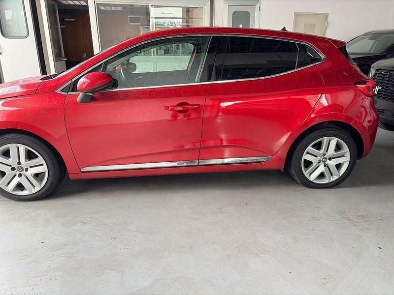 Usata Renault Clio V Intens 101 CV (74 kW) 2020 Rosso Utilitaria