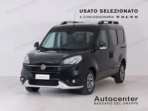 Usata Fiat Doblò Trekking 120 CV (88 kW) 2018 Monovolume