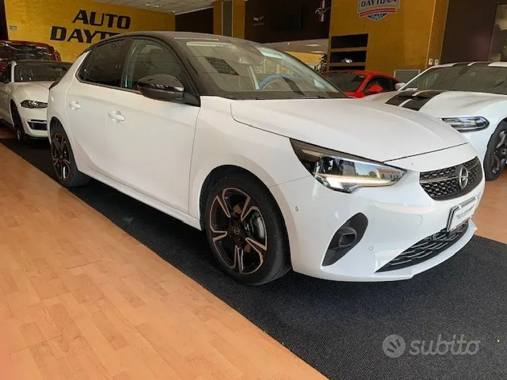 Usata Opel Blitz Edition 101 CV (74 kW) 2022 Bianco Berlina