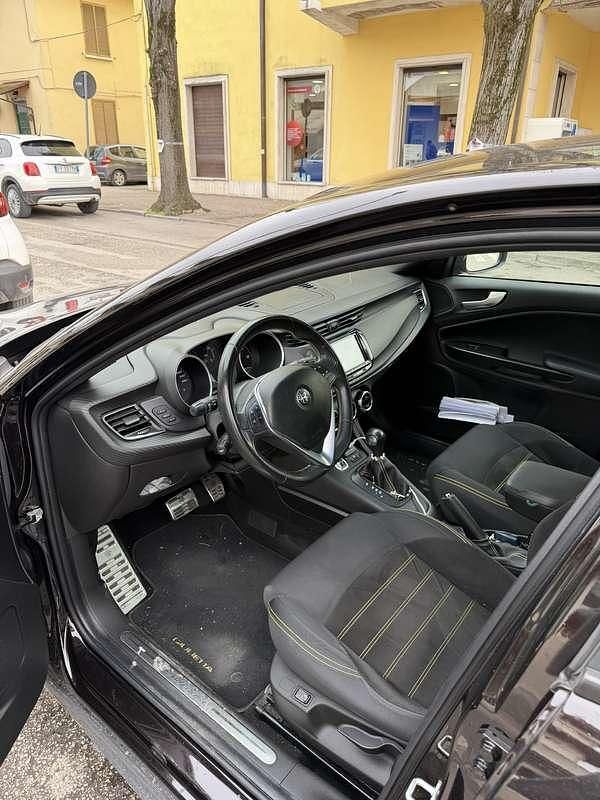 Usata Alfa Romeo Giulietta Veloce 170 CV (125 kW) 2020 Nero Utilitaria