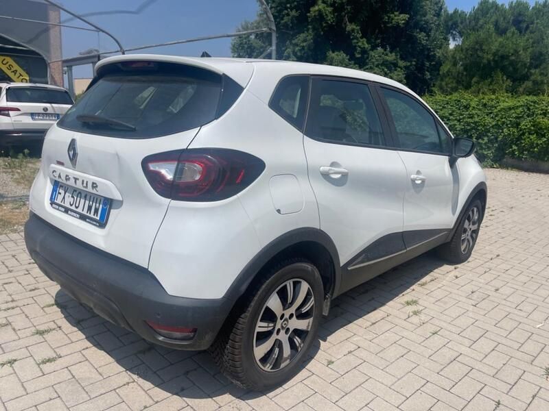 Usata Renault Captur Life 90 CV (66 kW) 2019 Bianco SUV