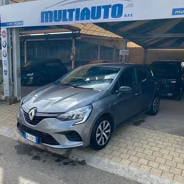 Usata Renault Clio Techno 90 CV (66 kW) 2023 Grigio Utilitaria