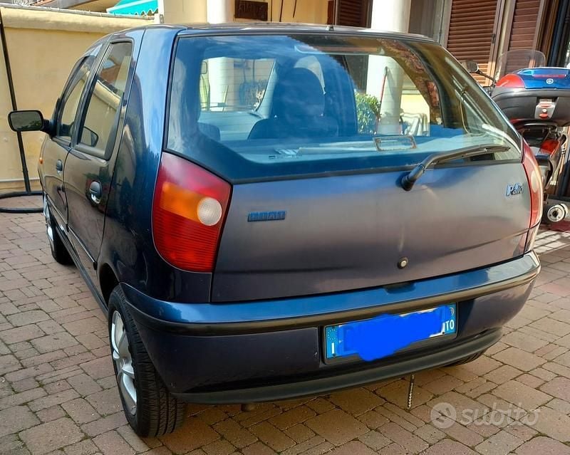Usata Fiat Palio 2000 Blu Berlina
