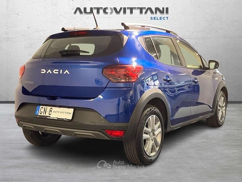 Usata Dacia Sandero Comfort 91 CV (66 kW) 2023 Blu scuro Berlina