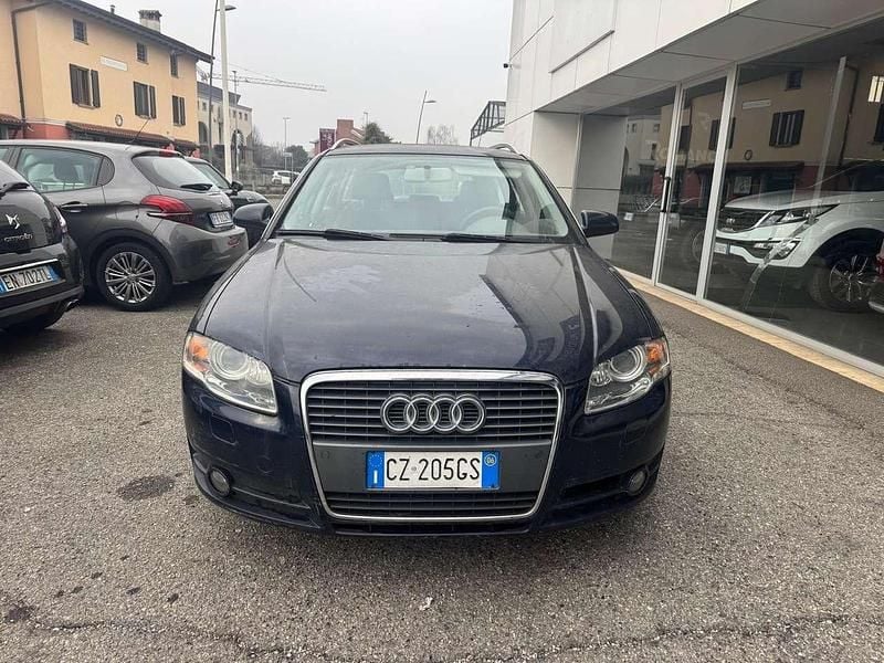 Usata Audi A4 Ambiente 140 CV (102 kW) 2006 Blu/azzurro Station wagon
